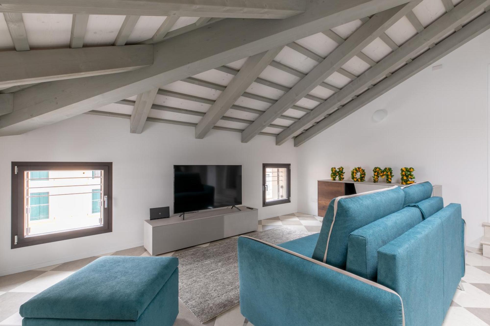 Corte Alle Mura - Mansarda Lux Читтаделла Экстерьер фото